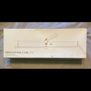 T3 Singlepass curling iron 1 1/4” size